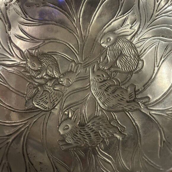 ARTHUR COURT BUNNIES  Aluminum Cabbage Leaf Bowl with Bunny Rabbits - Picture 9 of 9